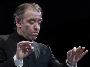 Tchaikovsky in St Petersburg Tchaikovsky in America Mariinsky Performs